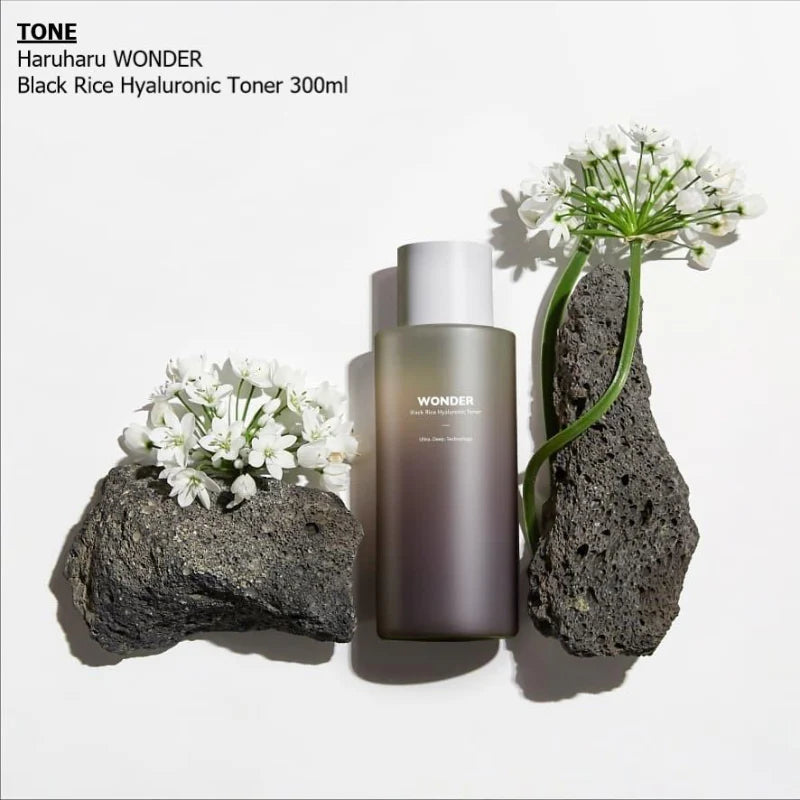 Haruharu WONDER Black Rice Hyaluronic Toner