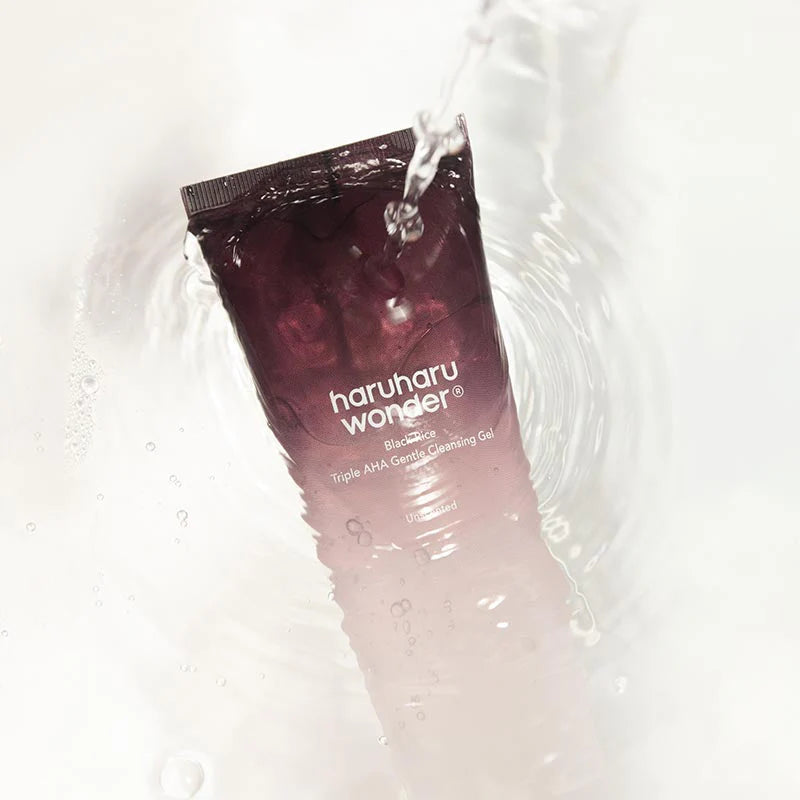 Haruharu WONDER Black Rice Moisture 5.5 Soft Cleansing Gel